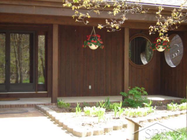 4588 North Raucholz Road Hemlock, MI 48626 - Photo 2 of 28 20361990-1.JPG