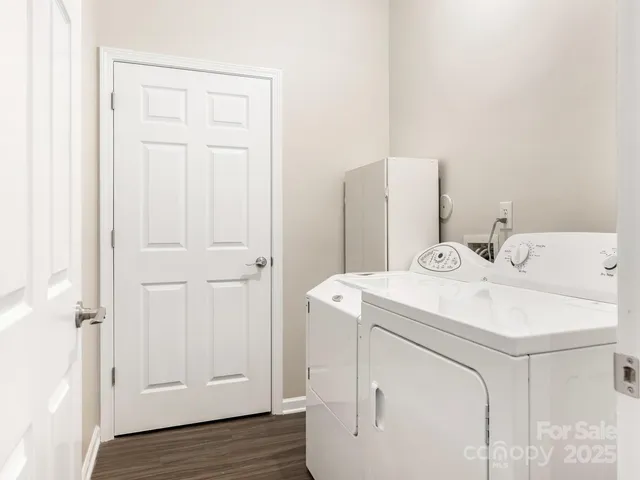 $450,000 | 8615 Tayland Cellers Court, Charlotte, NC 28277