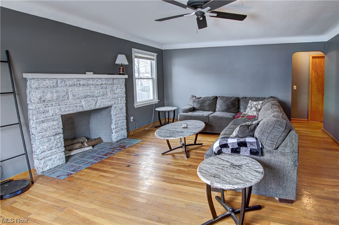 3434 West Pleasant Valley Road Cleveland, OH 44134 - Photo 7 of 34 Living room with light hardwood / wood-style flooring and ceiling fan