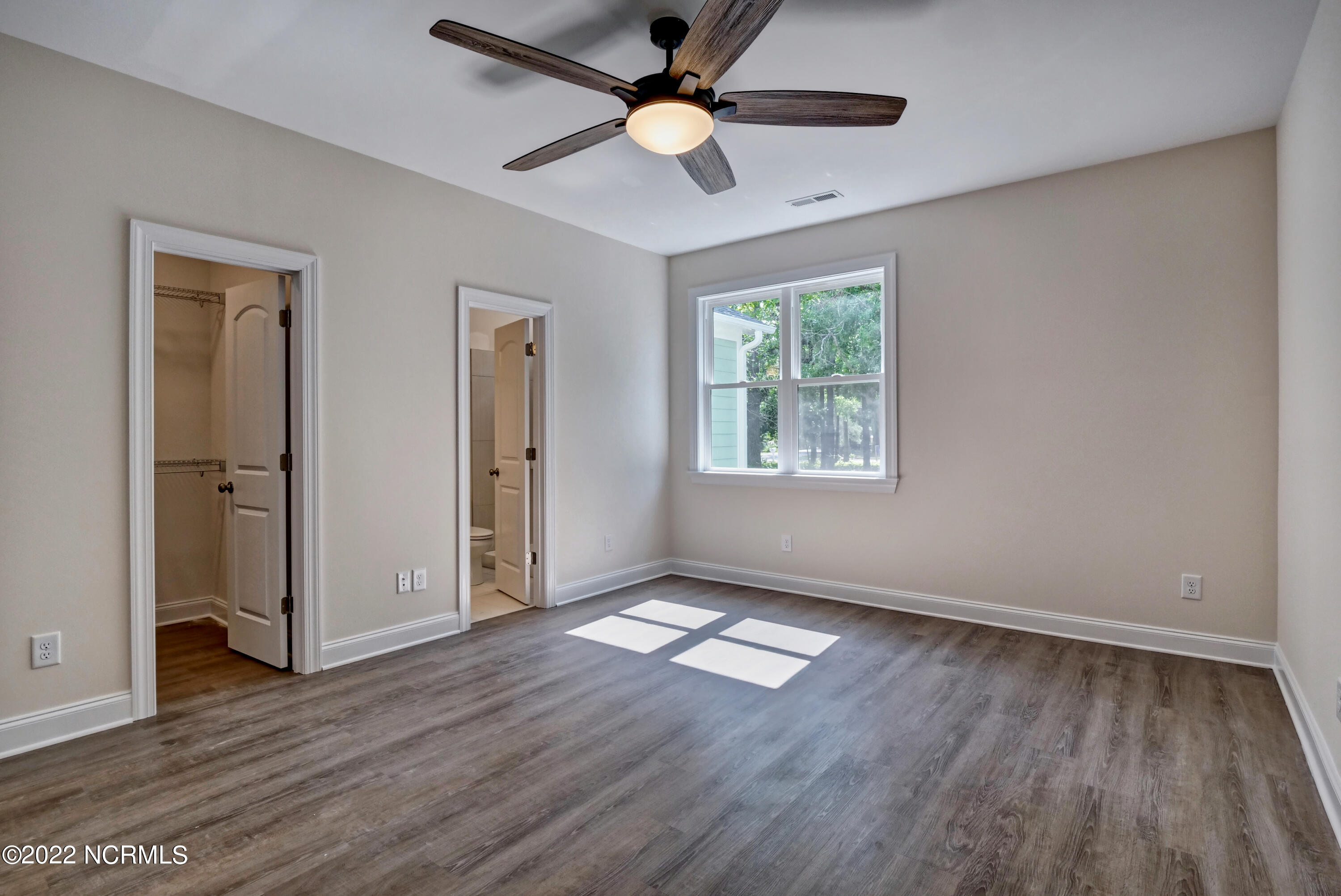 Master Bedroom Similar - NOT Subject
