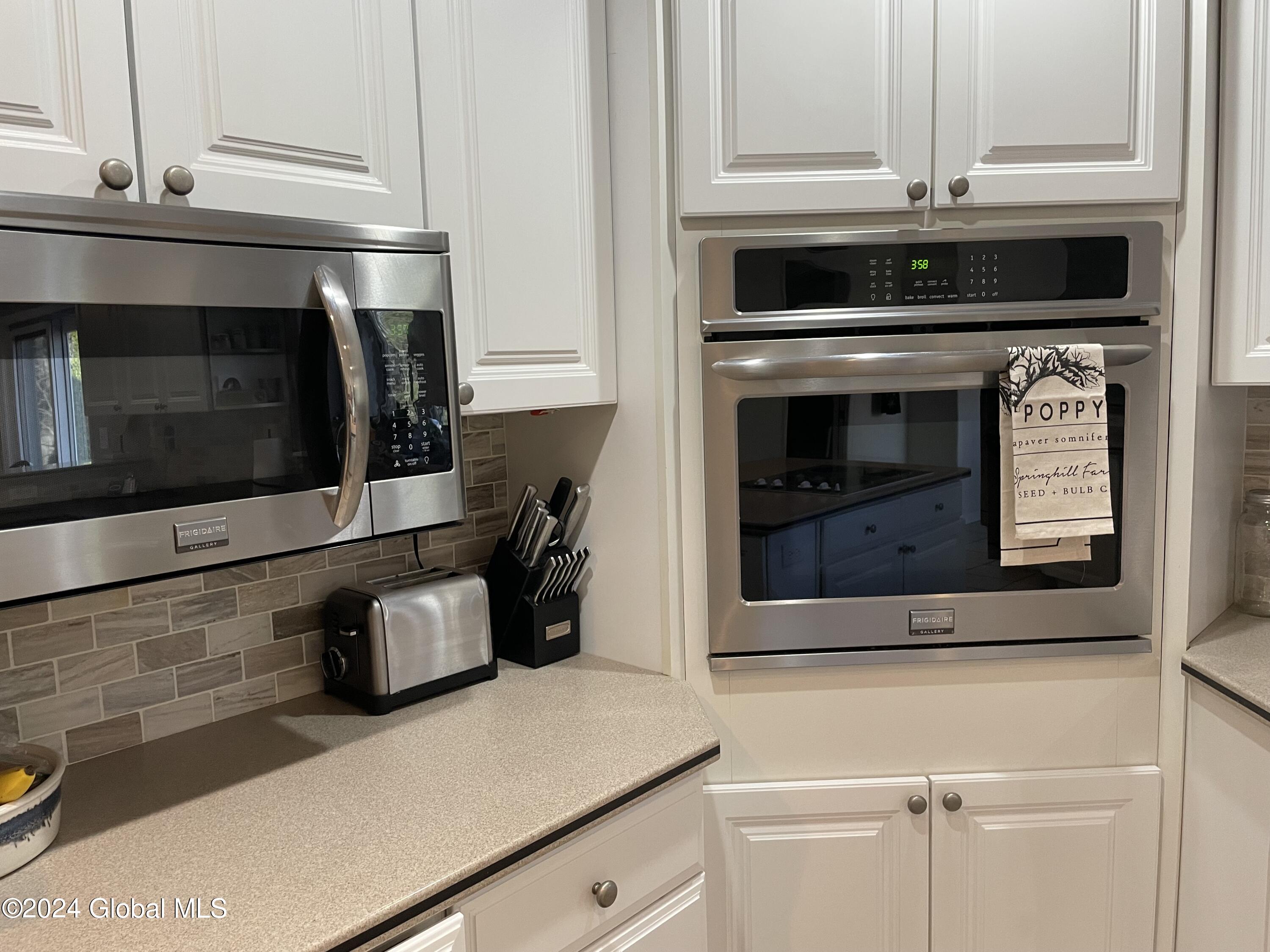 15 Shingle Hollow Road Hoosick, NY 12138 - Photo 47 of 68 Frigidaire Gallery appliances