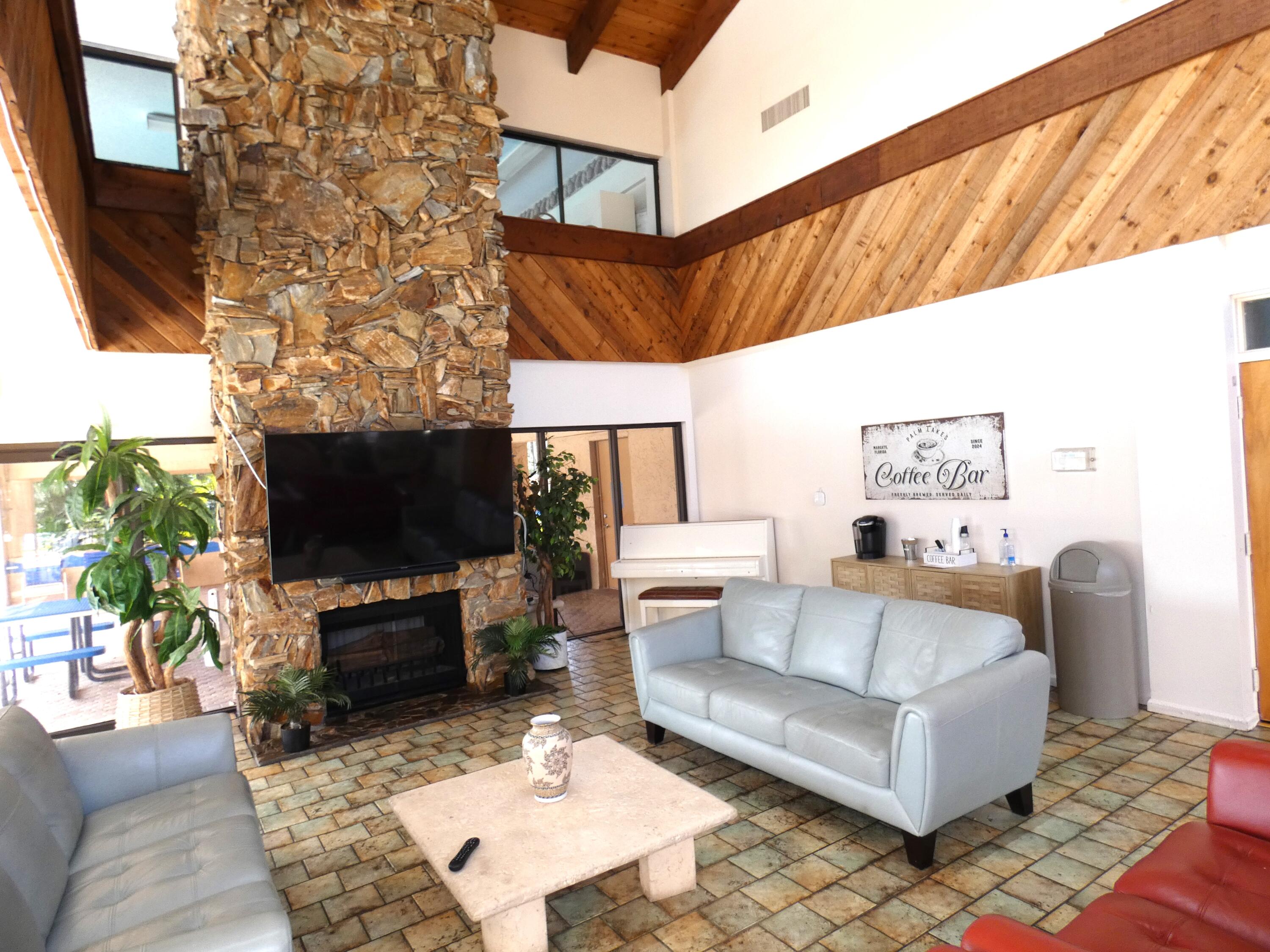 357 North Rock Island Road, Unit 407 Margate, FL 33063 - Photo 18 of 23 P1000940