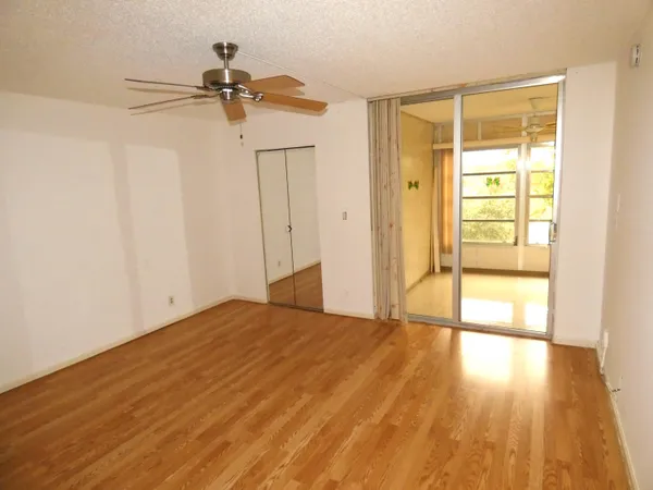 $1,750 | 357 North Rock Island Road, Unit 407, Margate, FL 33063