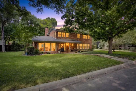 $1,295,000 | 3712 Fox Hollow, Fort Worth, TX 76109