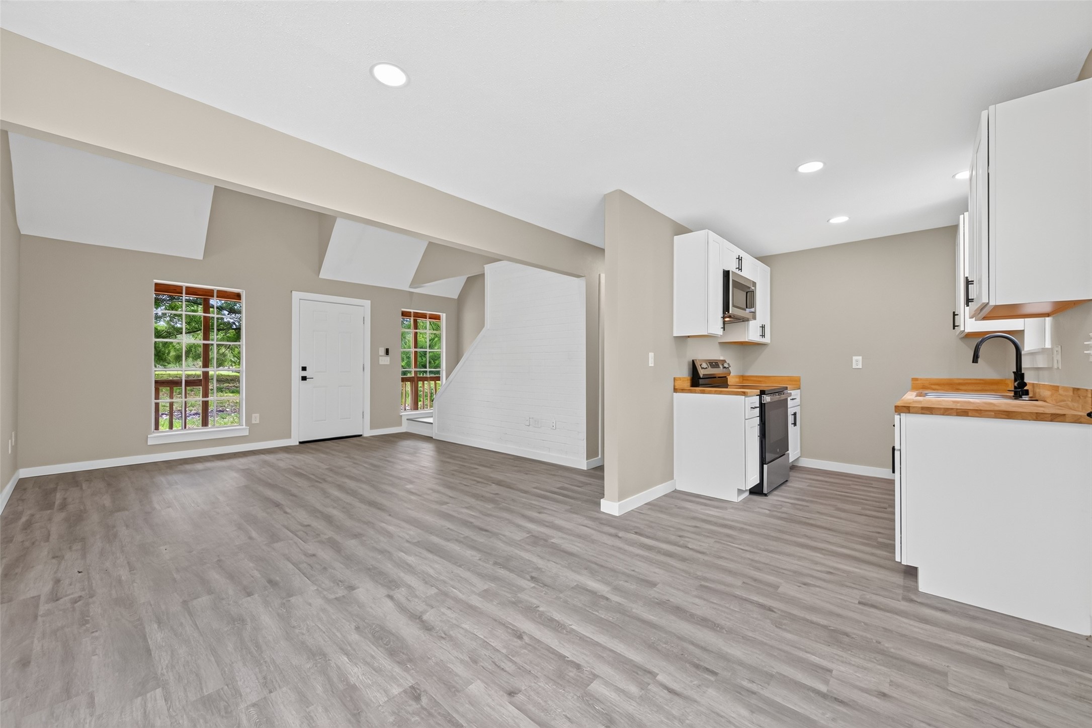 1241 Moody Road Cleveland, TX 77328 - Photo 15 of 47