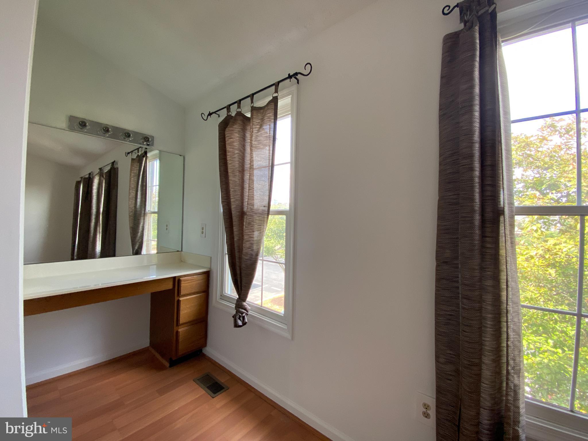 2482 Warm Spring Way Odenton, MD 21113 - Photo 12 of 28 Gallery Image 12