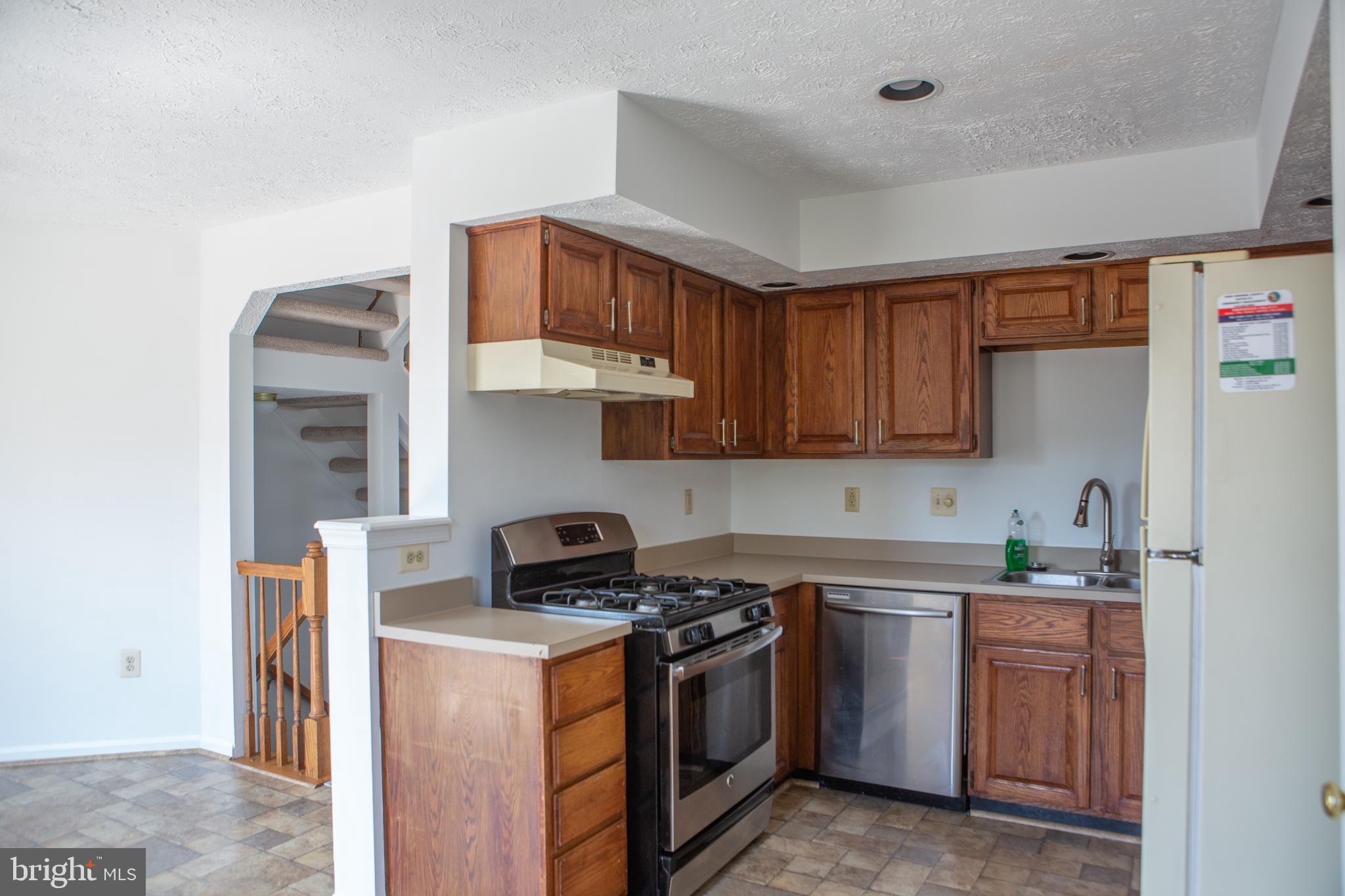 2482 Warm Spring Way Odenton, MD 21113 - Photo 6 of 28 Gallery Image 6