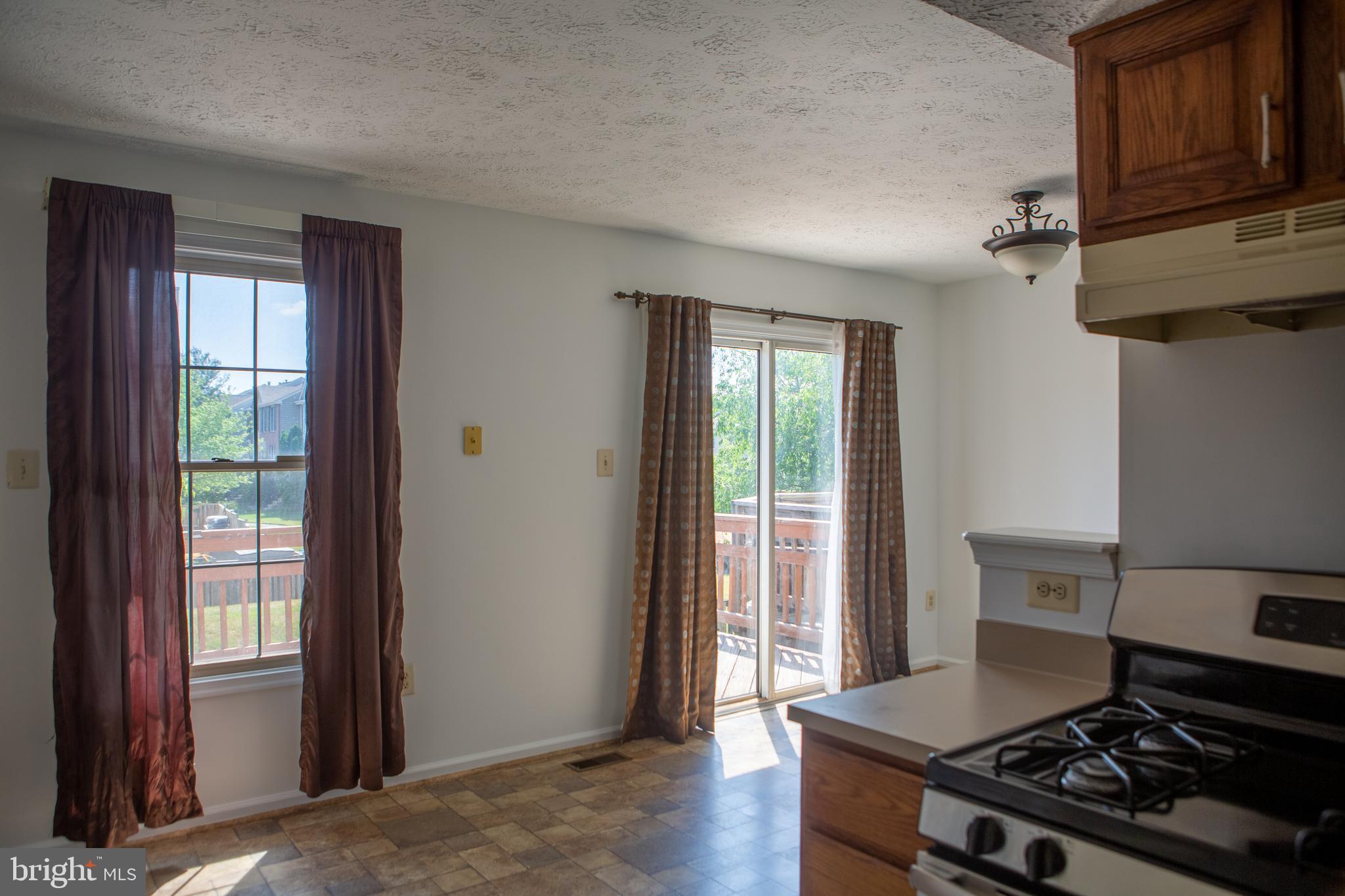 2482 Warm Spring Way Odenton, MD 21113 - Photo 7 of 28 Gallery Image 7