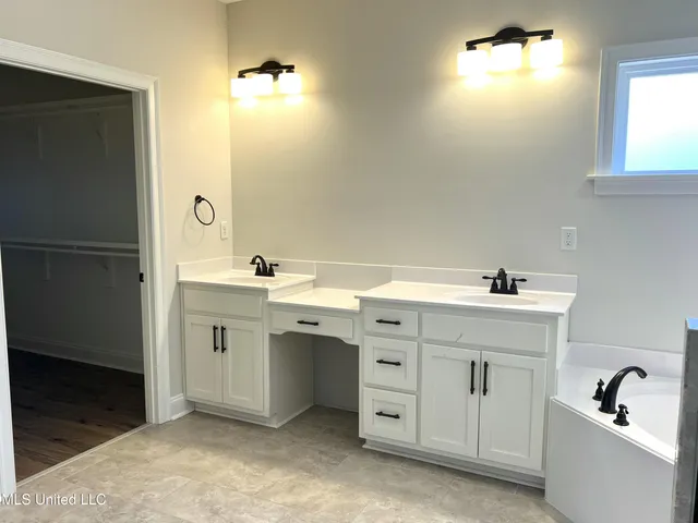 $479,000 | 4348 Highway 305, Hernando, MS 38632