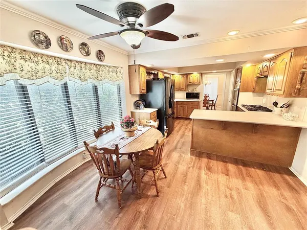 $439,900 | 1800 Southridge Drive, Denton, TX 76205