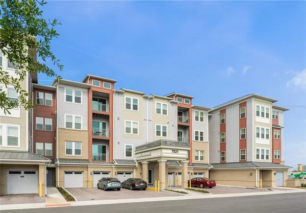 $349,000 | 7521 Laureate Boulevard, Unit 5308, Orlando, FL 32827