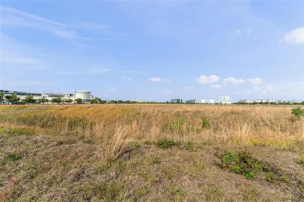 $349,000 | 7521 Laureate Boulevard, Unit 5308, Orlando, FL 32827