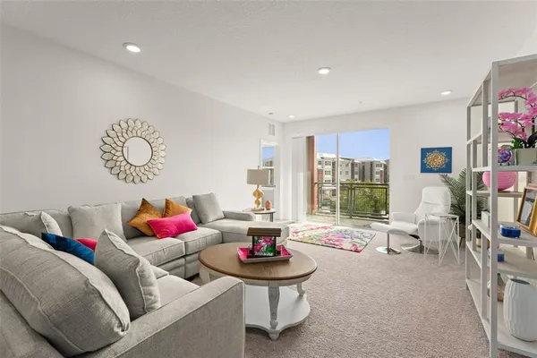 $349,000 | 7521 Laureate Boulevard, Unit 5308, Orlando, FL 32827