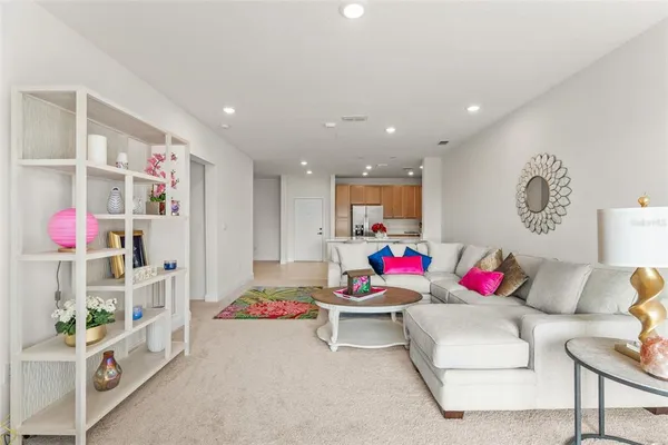 $349,000 | 7521 Laureate Boulevard, Unit 5308, Orlando, FL 32827