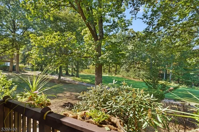 $490,000 | 19 Inverrary Place, Annandale, NJ 08801