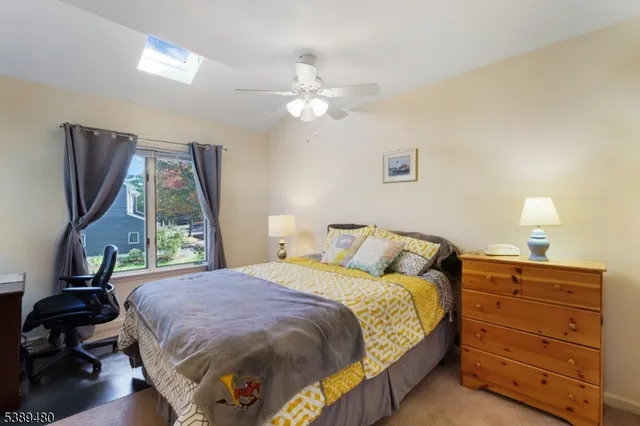 $490,000 | 19 Inverrary Place, Annandale, NJ 08801