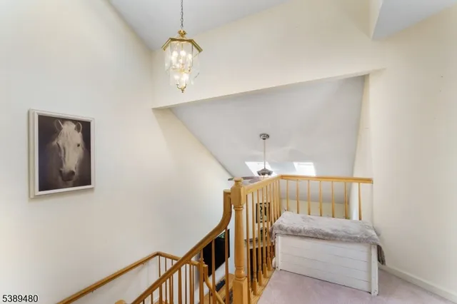 $490,000 | 19 Inverrary Place, Annandale, NJ 08801