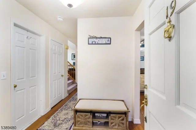 $490,000 | 19 Inverrary Place, Annandale, NJ 08801