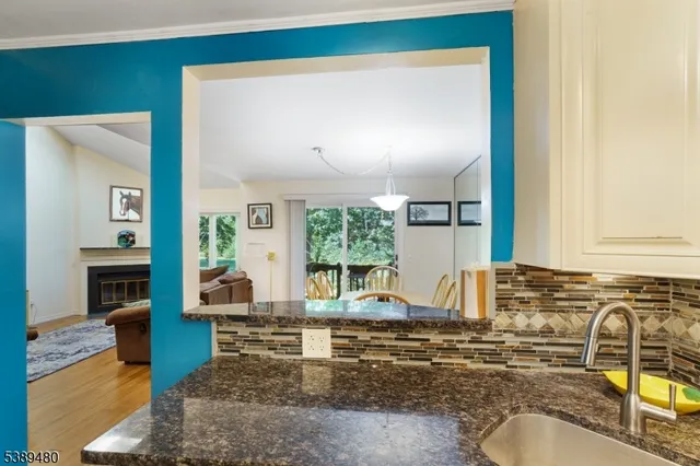 $490,000 | 19 Inverrary Place, Annandale, NJ 08801