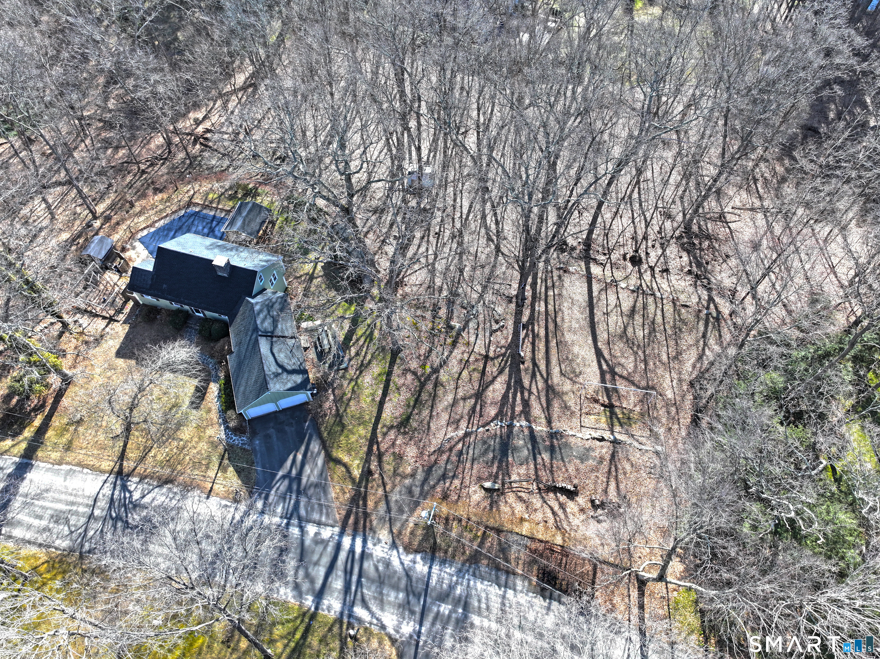 10 Cove Hill Road Essex, CT 06426 - Photo 12 of 38