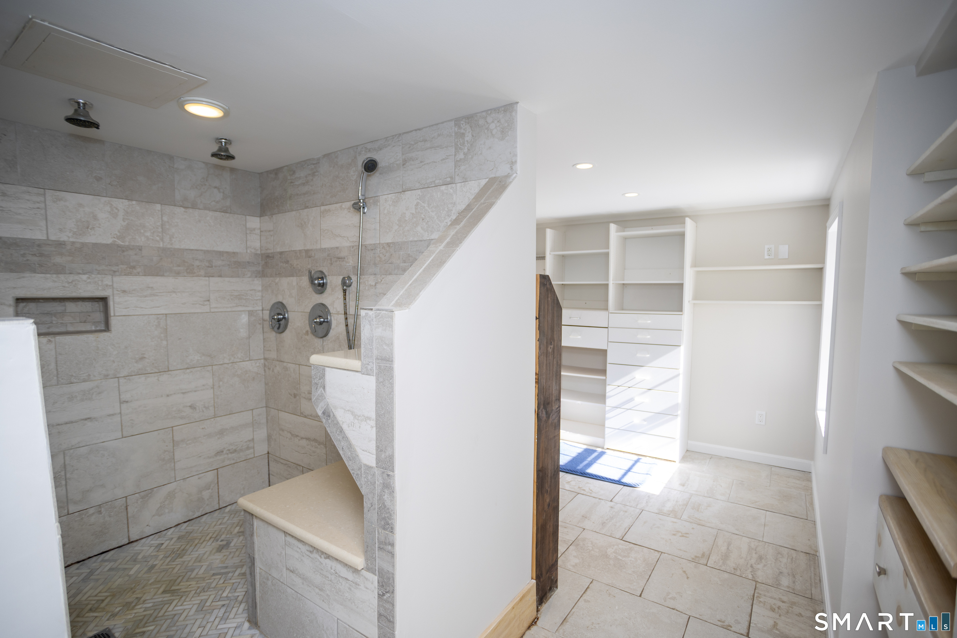 10 Cove Hill Road Essex, CT 06426 - Photo 28 of 38 a bathroom with a shower and closet