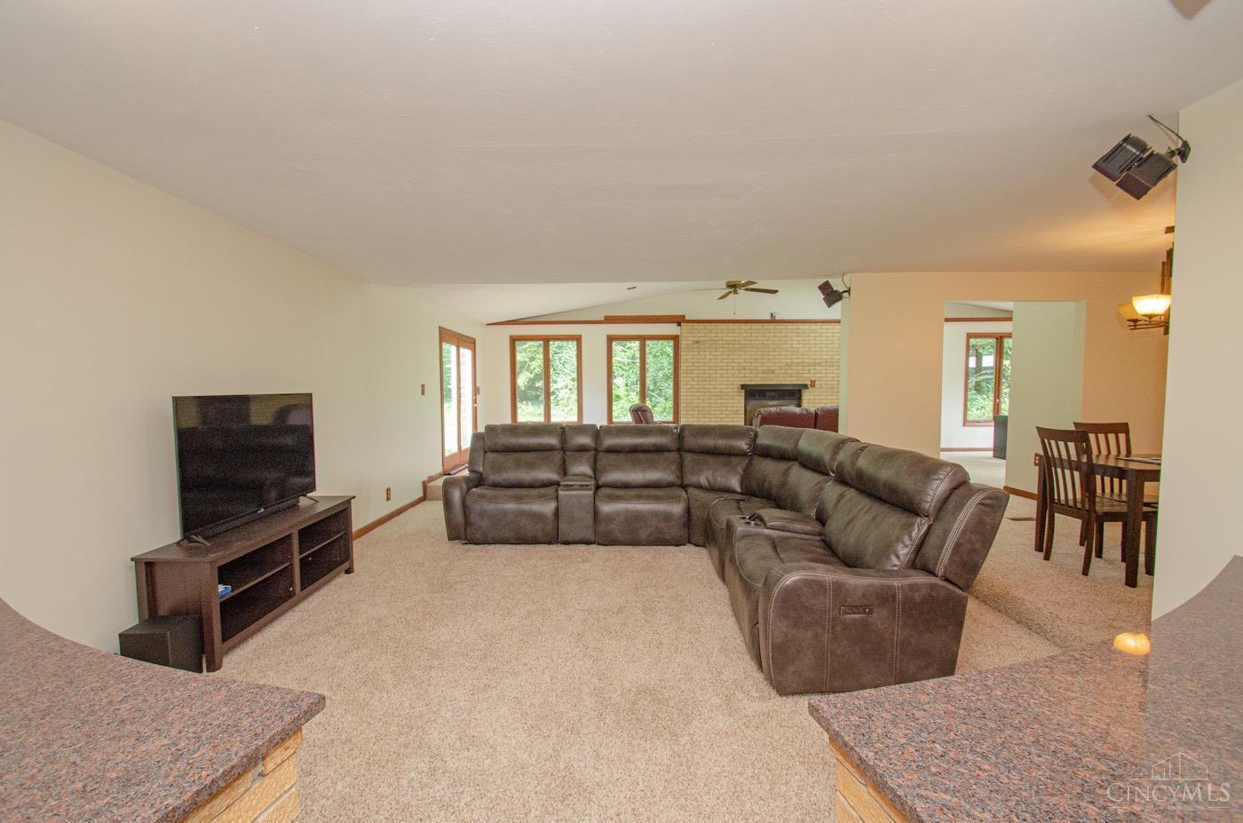 41 Lynn Rae Circle Centerville, OH 45458 - Photo 6 of 35