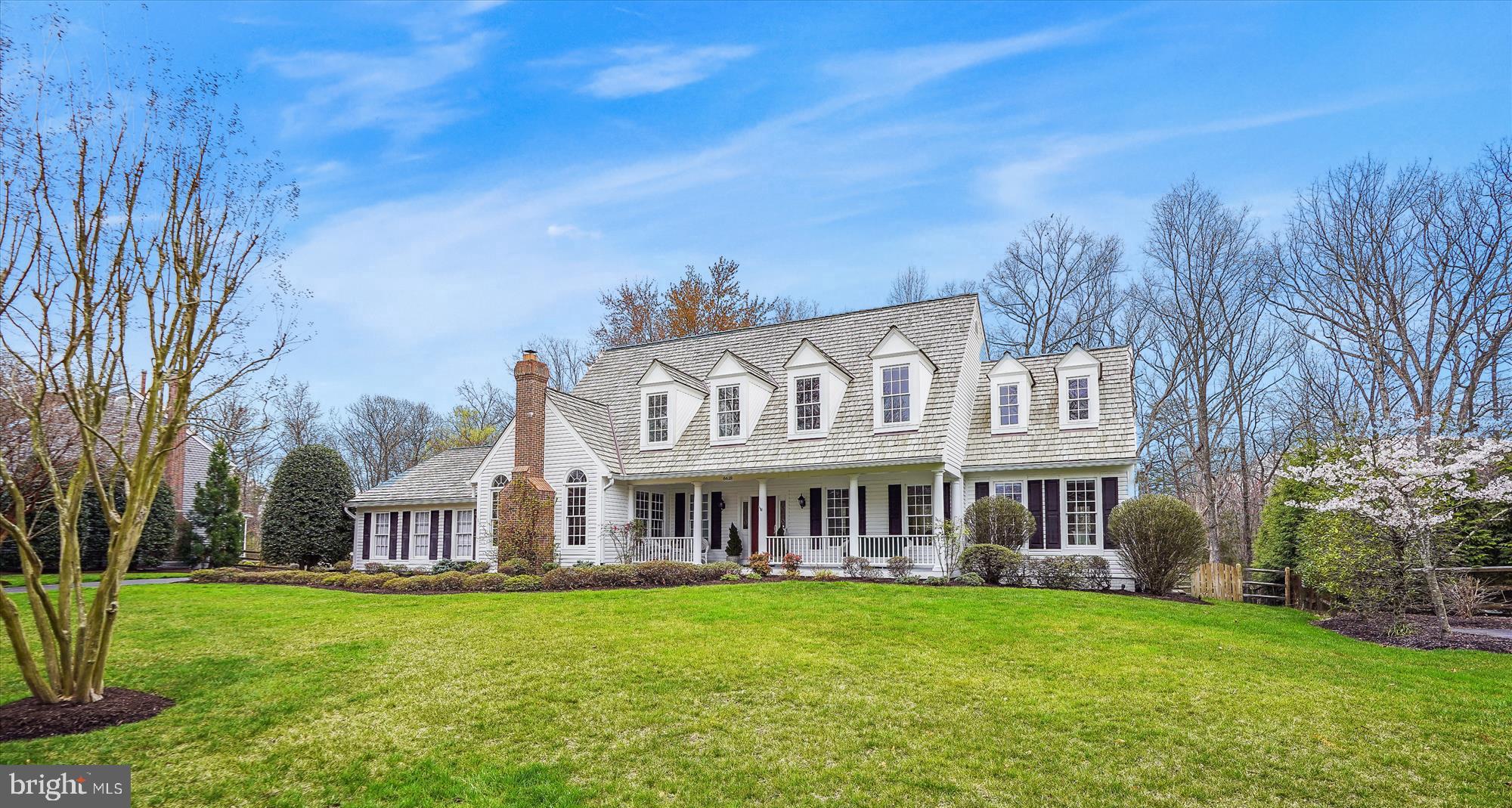 6618 Smiths Trace Centreville, VA 20120 - Photo 2 of 45