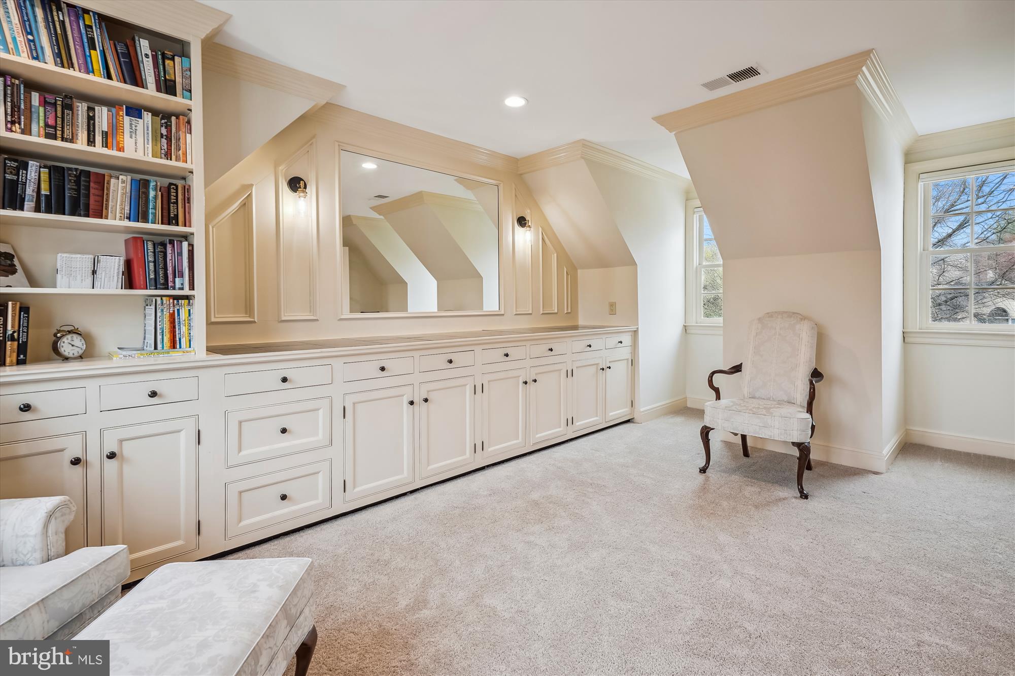 6618 Smiths Trace Centreville, VA 20120 - Photo 25 of 45