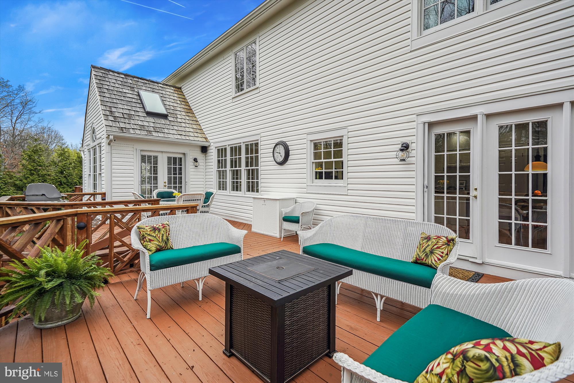 6618 Smiths Trace Centreville, VA 20120 - Photo 35 of 45