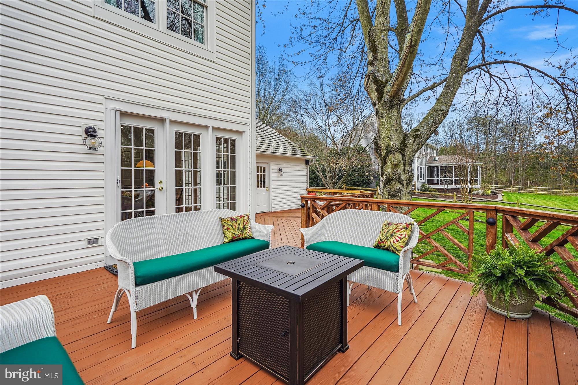 6618 Smiths Trace Centreville, VA 20120 - Photo 37 of 45