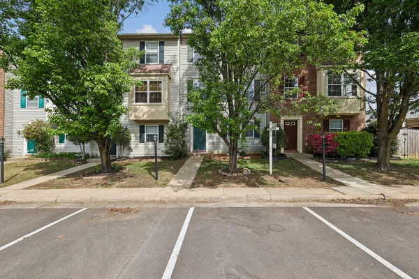 $379,500 | 524 Clint Lane, Fredericksburg, VA 22405
