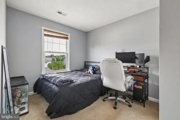 $379,500 | 524 Clint Lane, Fredericksburg, VA 22405