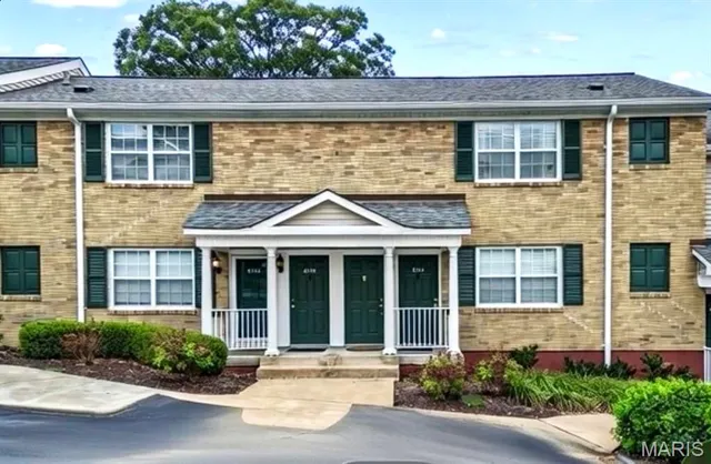 $169,900 | 9192 Wrenwood Lane, Brentwood, MO 63144