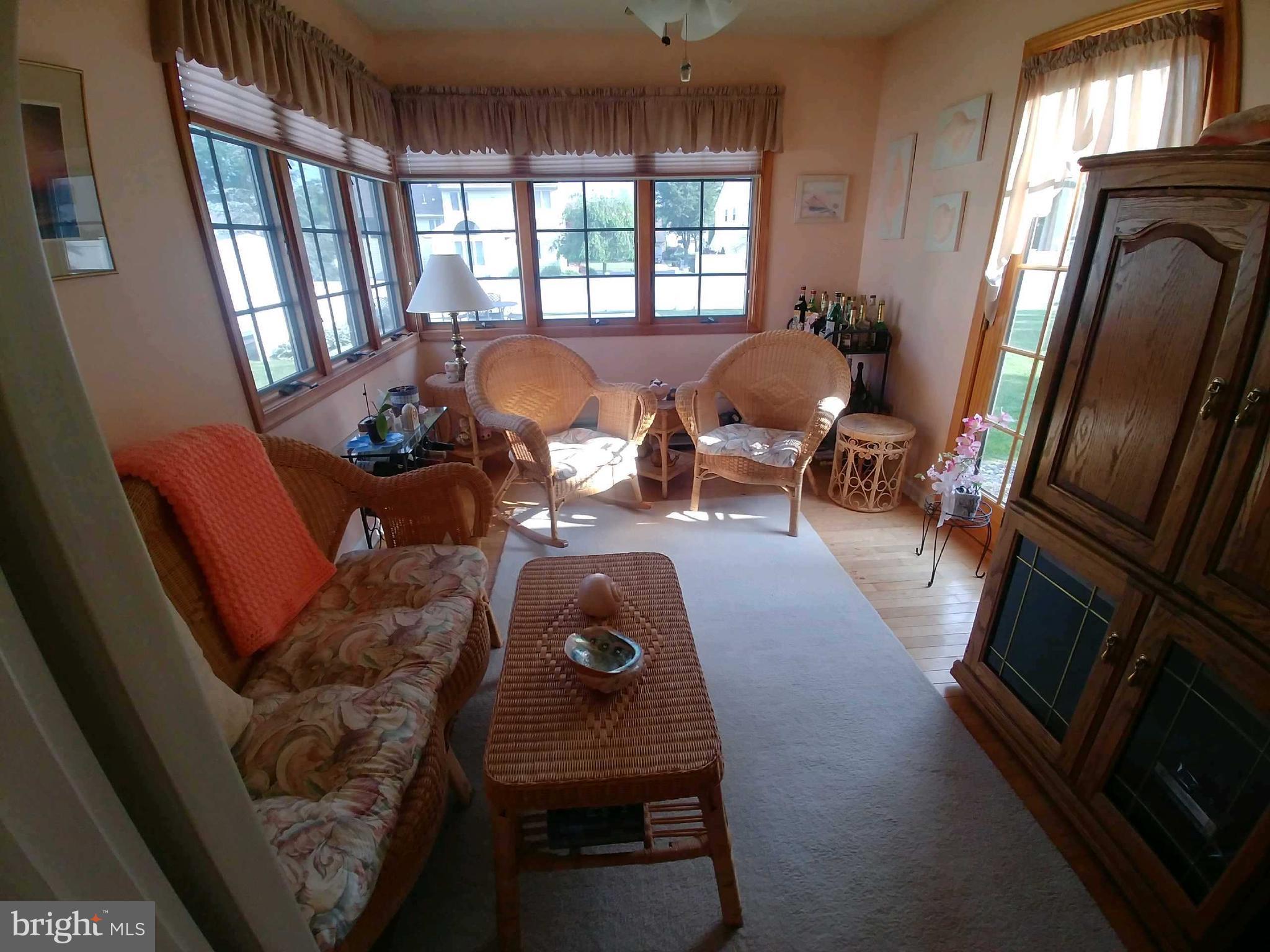 118 Kevin Road Delran, NJ 08075 - Photo 6 of 10 Sunroom