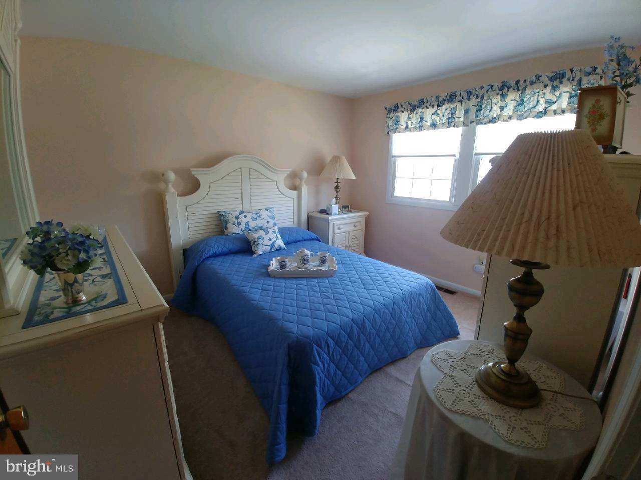 118 Kevin Road Delran, NJ 08075 - Photo 9 of 10 Bedroom 2