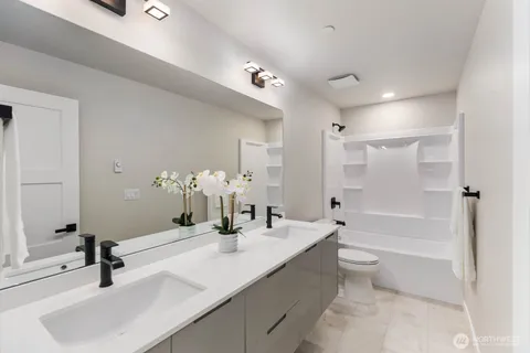 $949,950 | 19628 Filbert Drive, Unit B1, Bothell, WA 98012