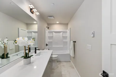 $949,950 | 19628 Filbert Drive, Unit B1, Bothell, WA 98012