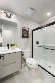 $949,950 | 19628 Filbert Drive, Unit B1, Bothell, WA 98012