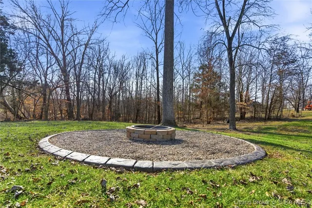 $445,000 | 1467 Creekstone Drive Northeast, Corydon, IN 47112