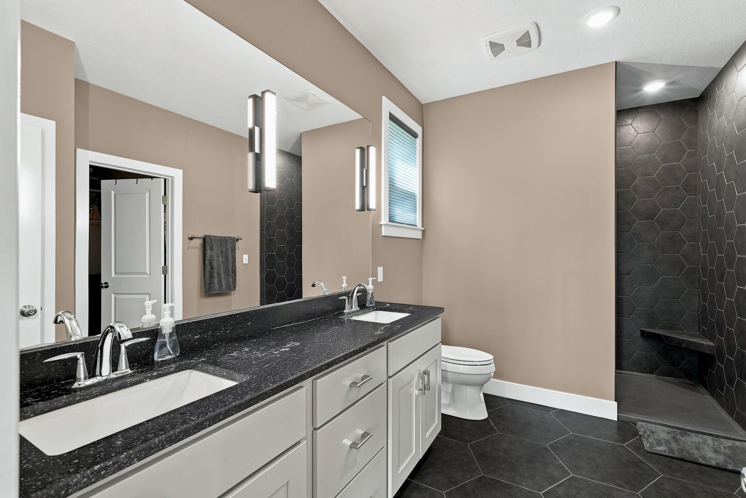 2036 Ridgemont Columbia, MO 65203 - Photo 25 of 56 Gallery Image 25