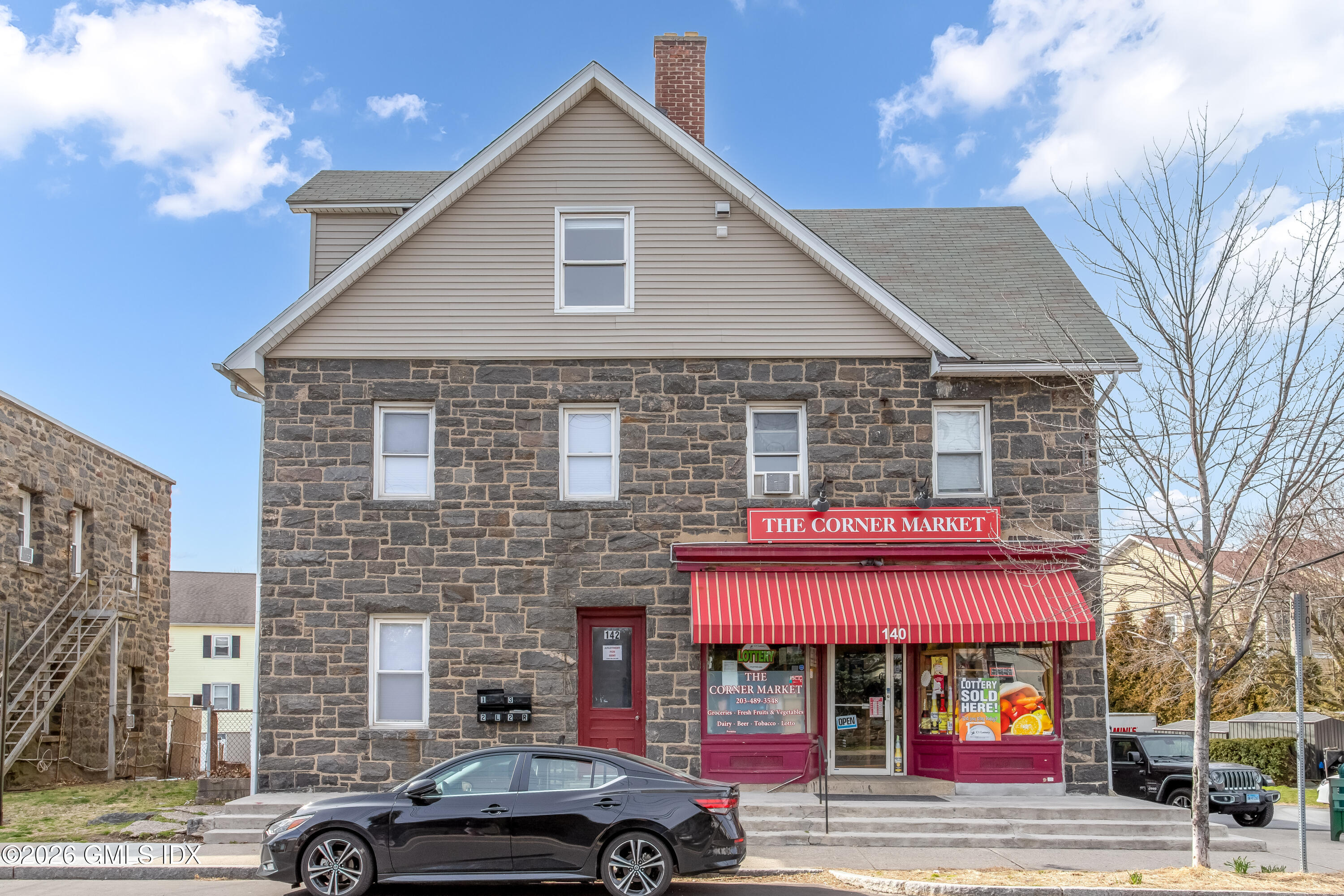 140 Hamilton Avenue, Unit 3 Greenwich, CT 06830 - Photo 11 of 11 a front view of building with cars parked