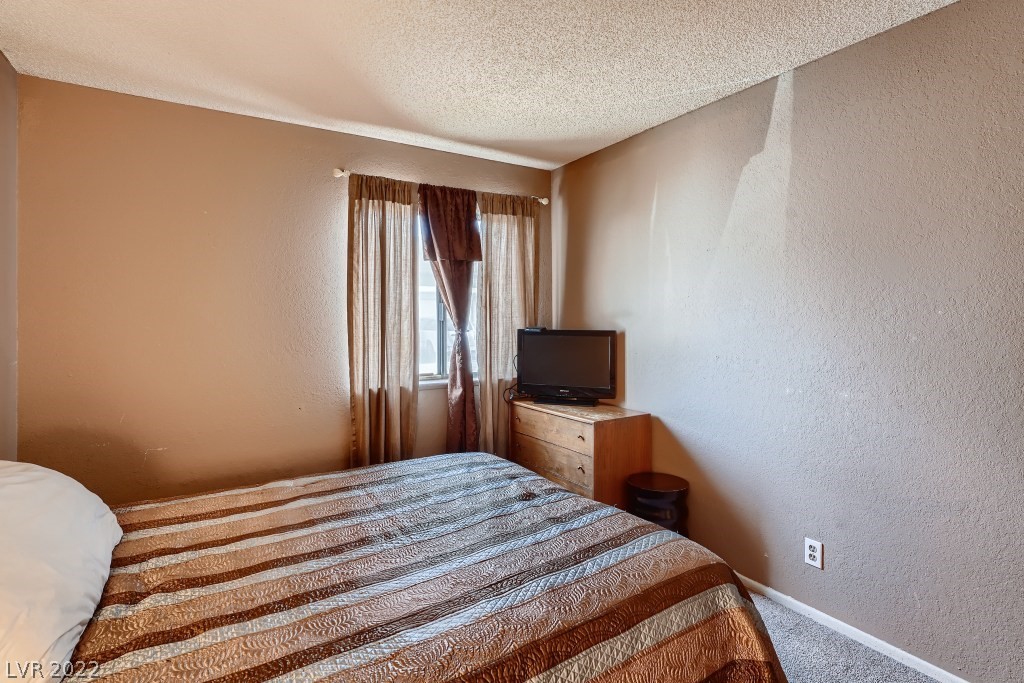 5801 Smoke Ranch Road, Unit D Las Vegas, NV 89108 - Photo 18 of 21