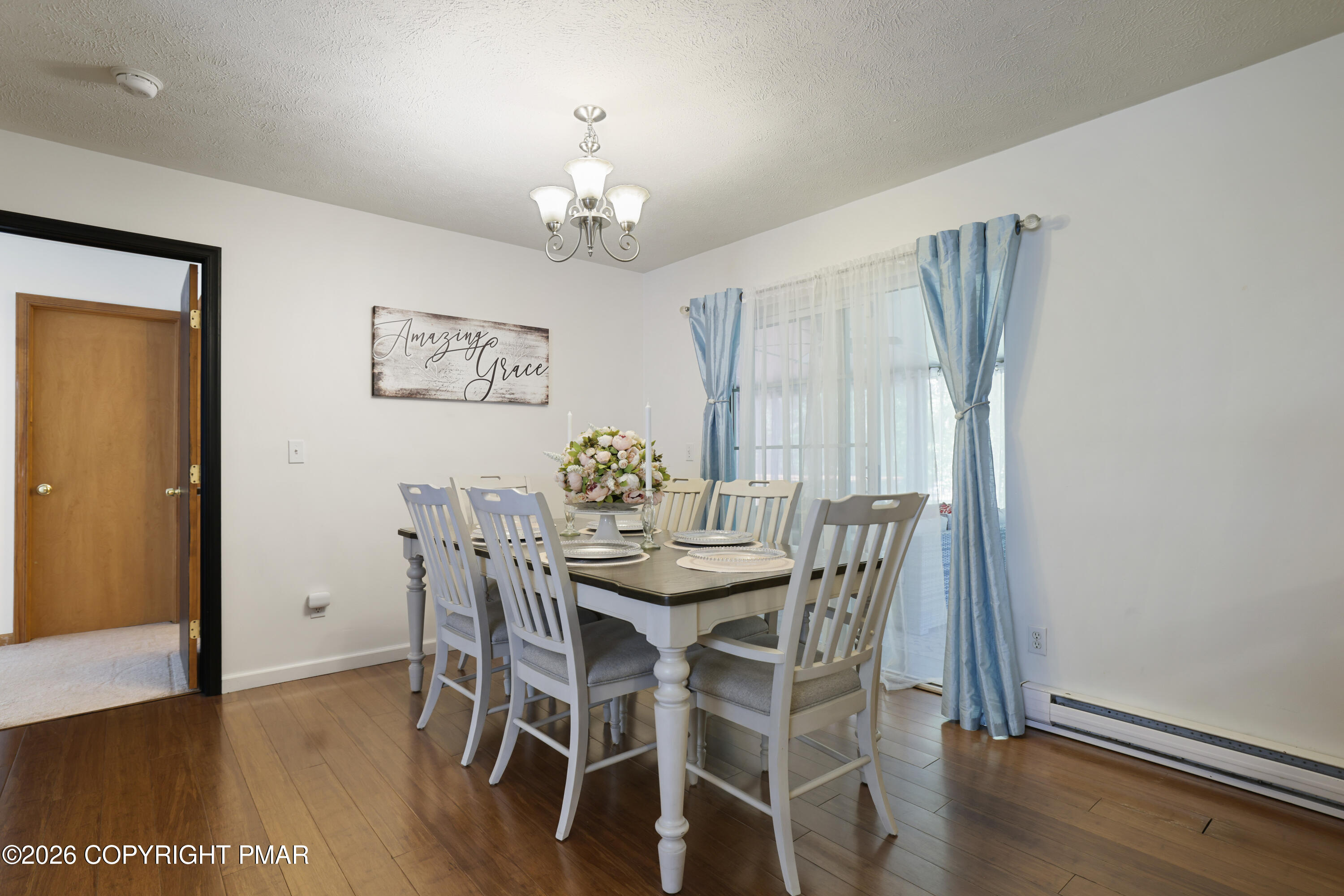 155 Wellington Way Bushkill, PA 18324 - Photo 21 of 76 21- Dining Room