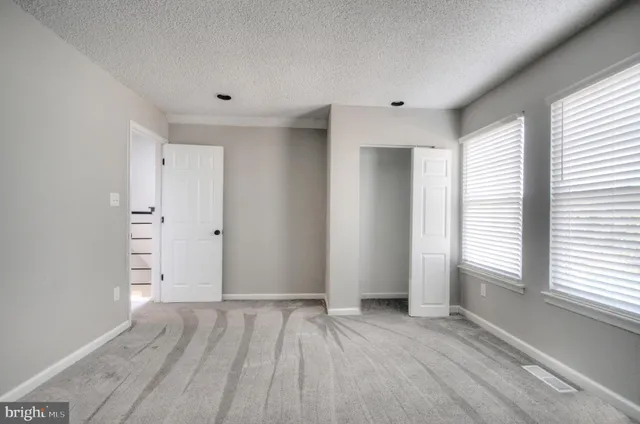 $550,000 | 36 Saddlebrook Drive, Sewell, NJ 08080