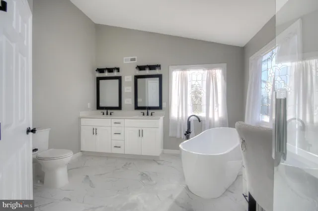 $550,000 | 36 Saddlebrook Drive, Sewell, NJ 08080