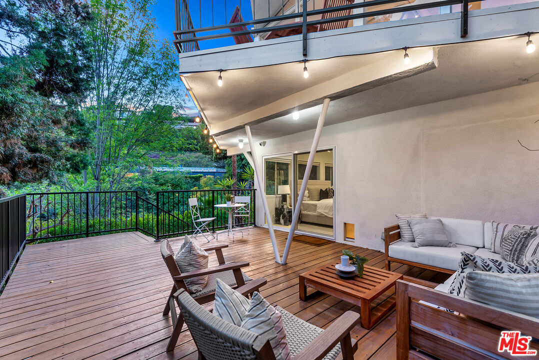 7229 Senalda Road Los Angeles, CA 90068 - Photo 24 of 24 a view of a patio with wooden floor