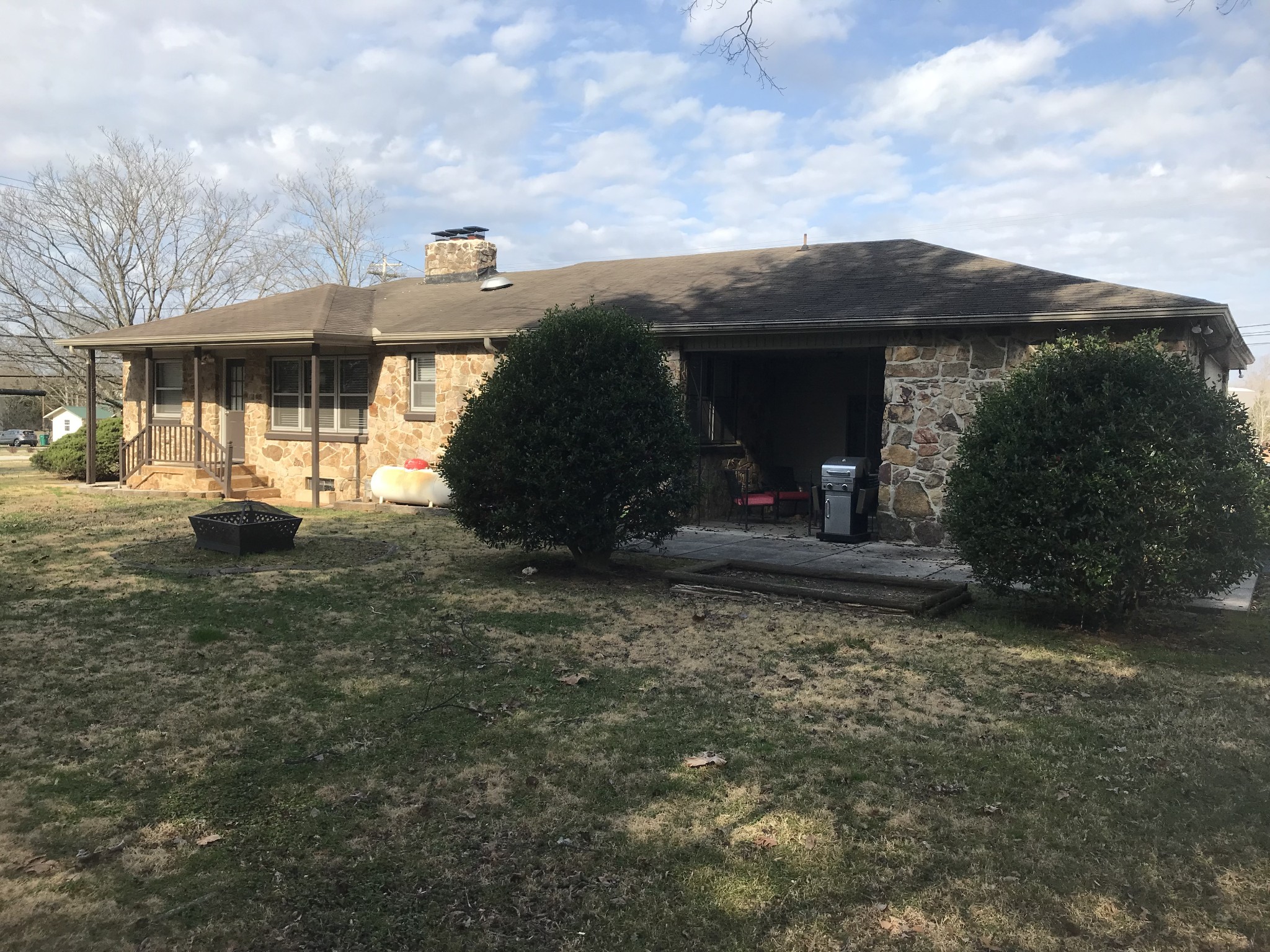 2489 Bible Crossing Road Winchester, TN 37398 - Photo 4 of 26 Gallery Image 4