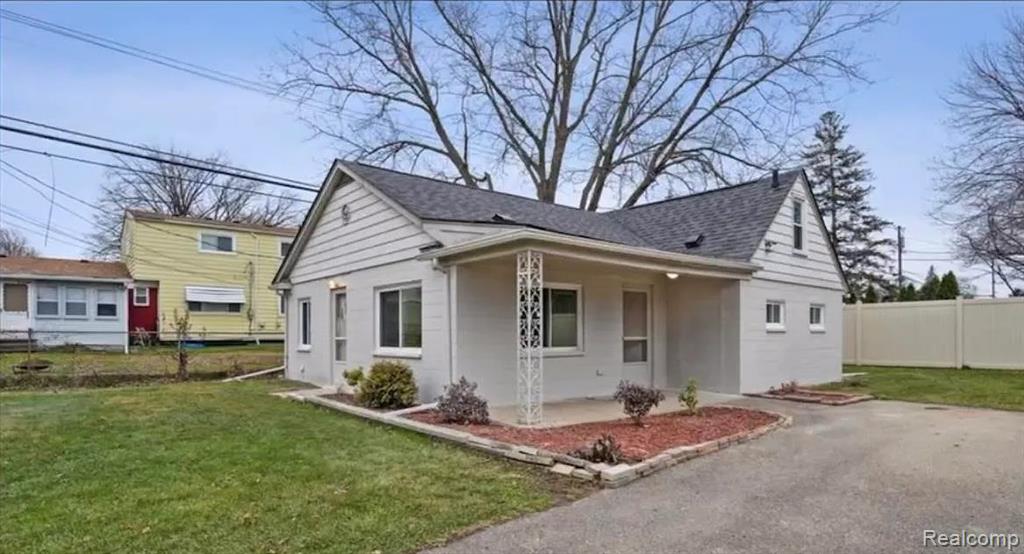 4430 Chicago Road Warren, MI 48092 - Photo 1 of 8