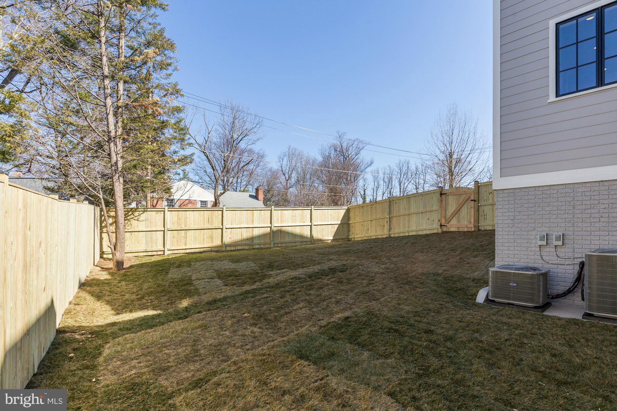 5720 Ogden Road Bethesda, MD 20816 - Photo 19 of 30 Yard