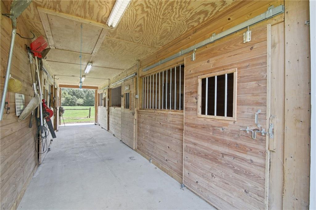 952 Thomas Road Canton, GA 30115 - Photo 74 of 87 Gallery Image 74
